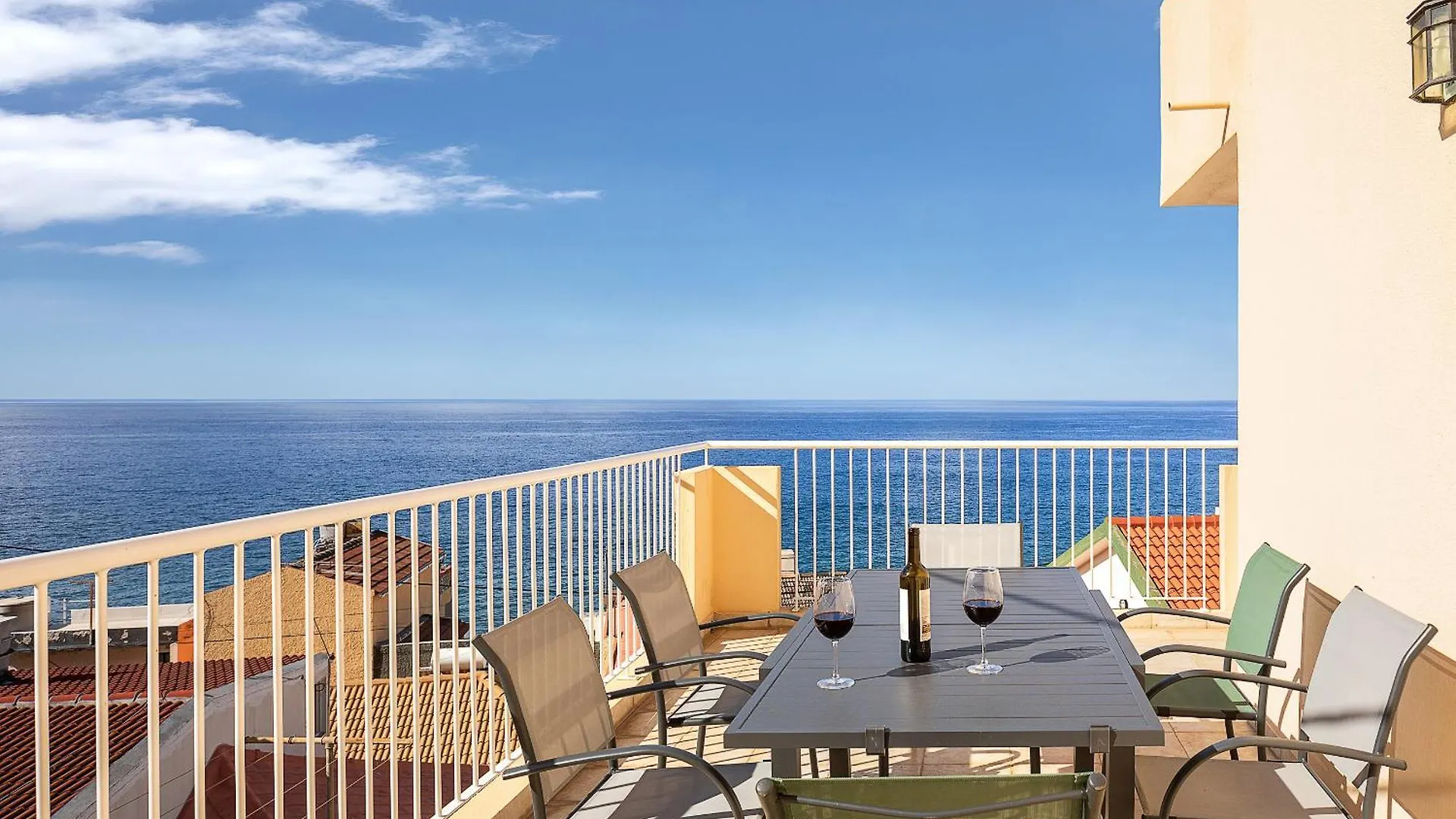 Villa Com Piscina Entre O Mar E As Montanhas ポール・ド・マール ポルトガル